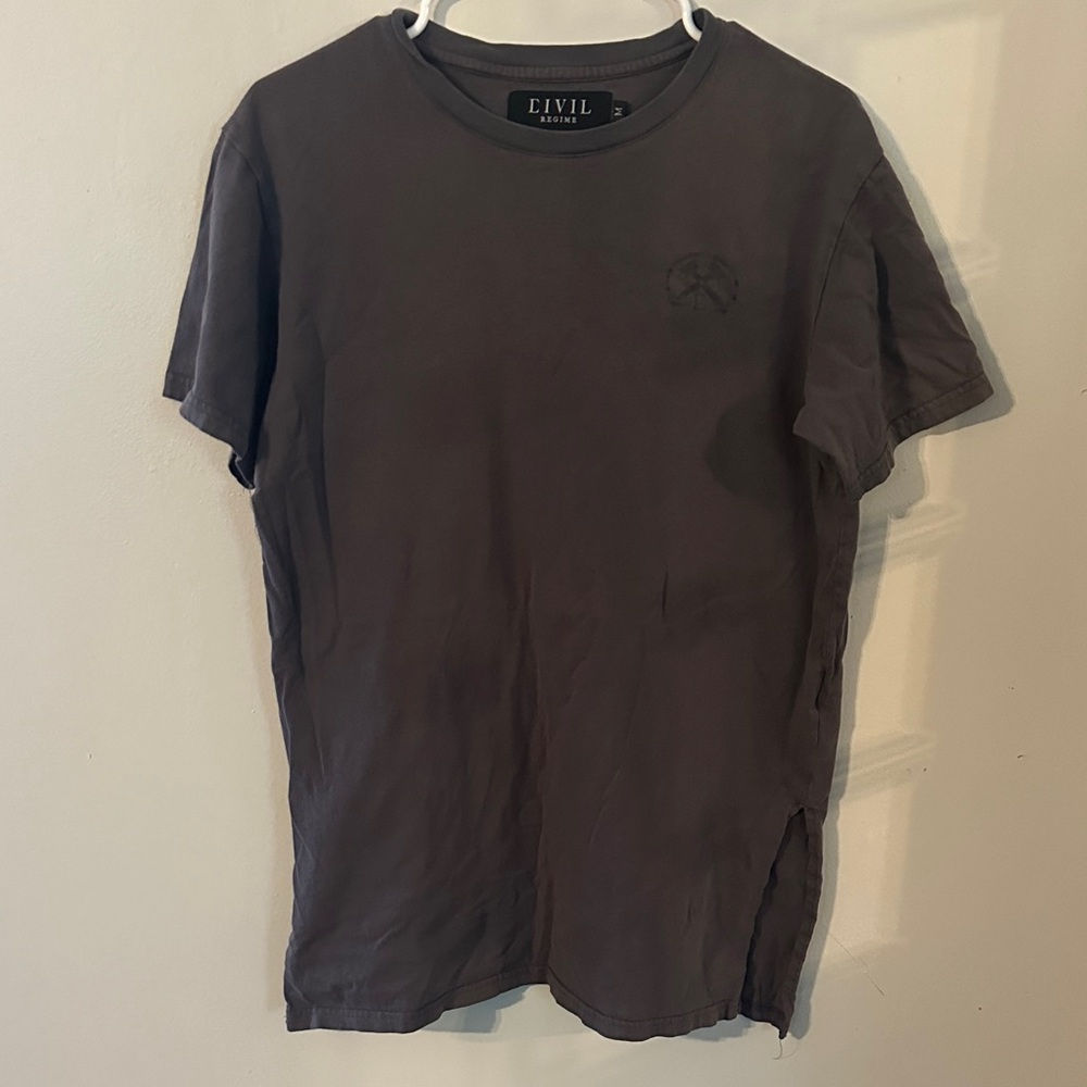 Short Sleeve Crewneck Tee in Washed Brown